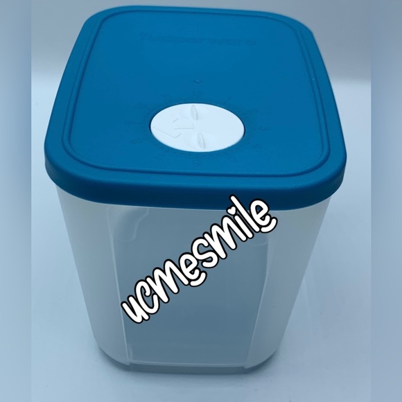 Tupperware FreezeSmart Rectangular Freezer Storage Container Set - Picture 4 of 7